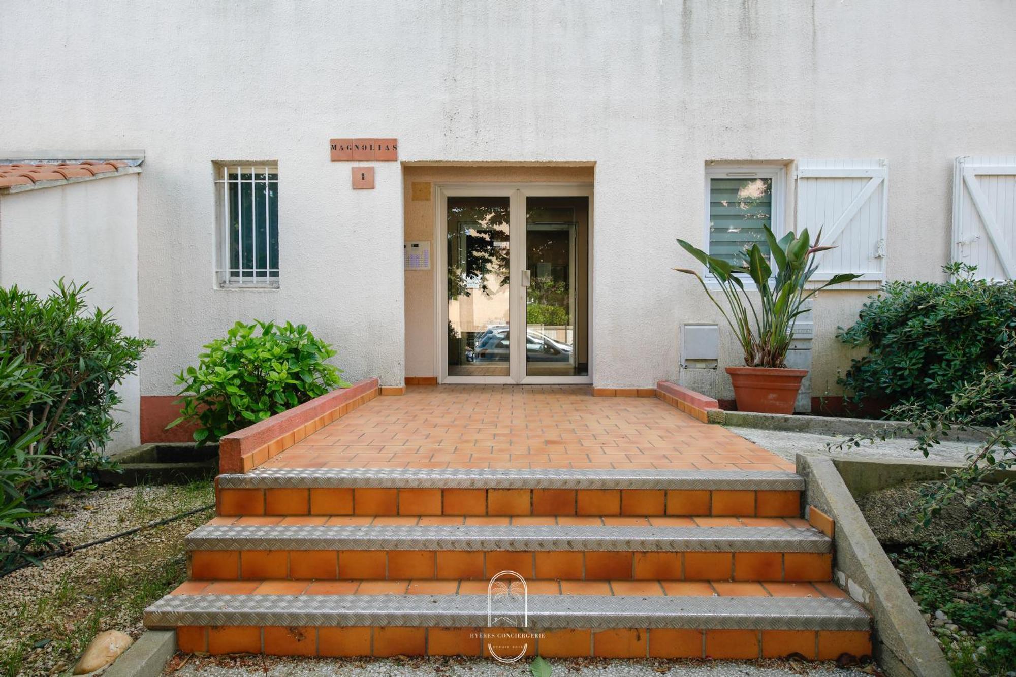 Hyeres Proche Centre - Appartement 1 Chambre Clim Pk Wifi By Hc Hyères Exterior foto